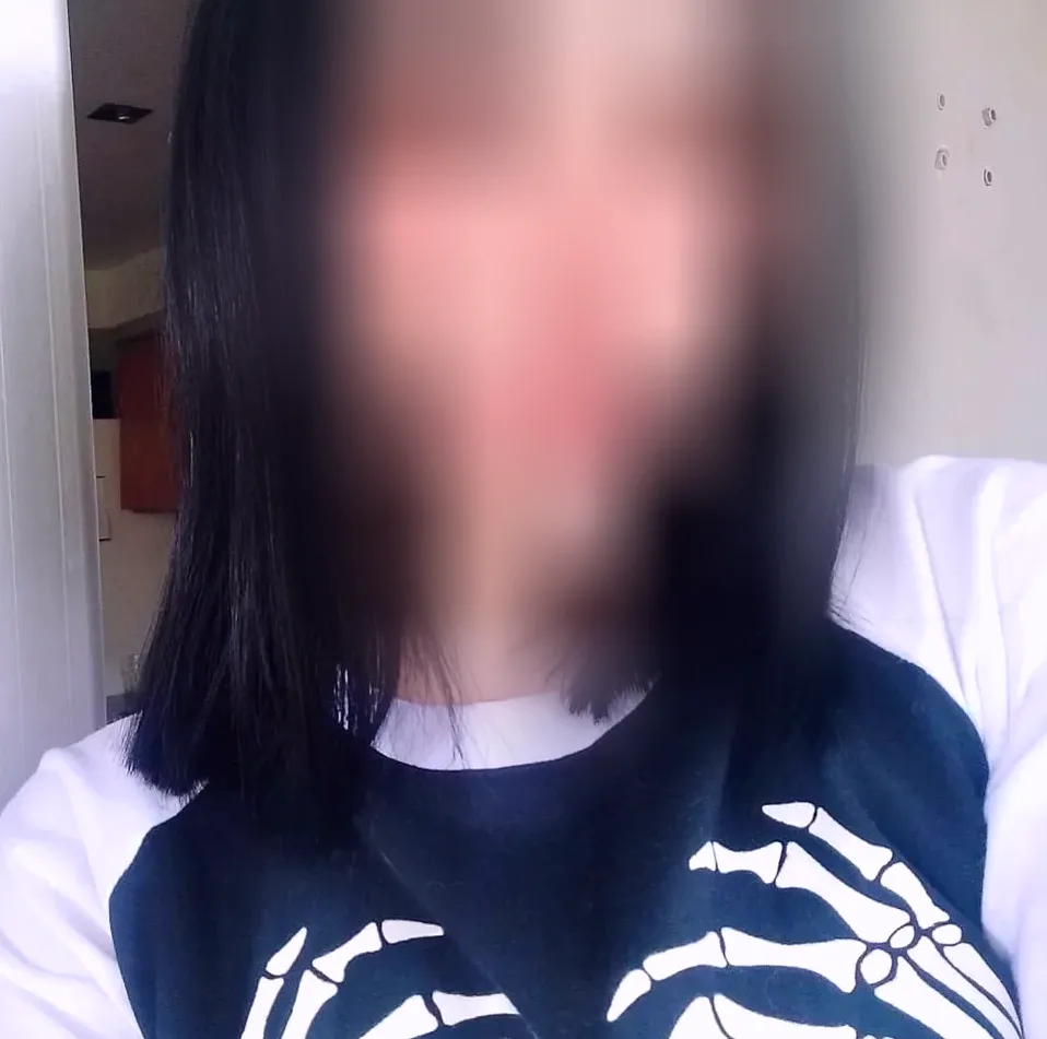 Aino, 20