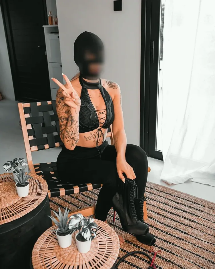 Alma, 31