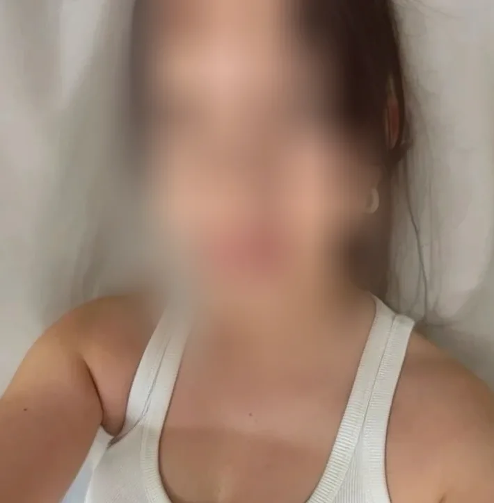 Cecilia, 26