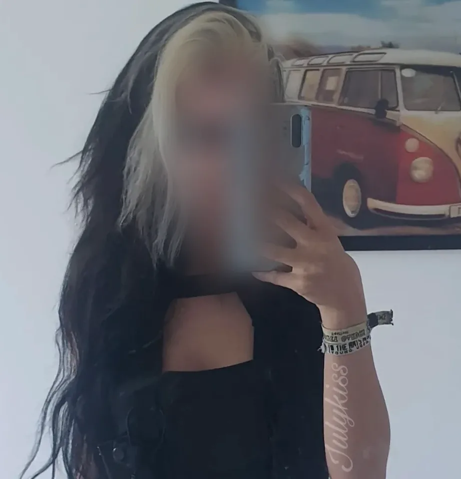 Elisa, 26